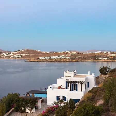Excellent Mykonos Psarrou Lambda 5 Bedrooms Stunning Sea Views Psarrou فيلة