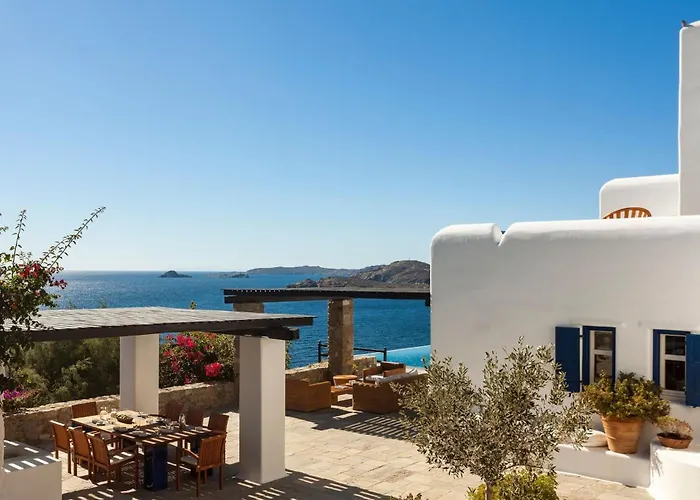 Excellent Mykonos Psarrou Lambda 5 Bedrooms Stunning Sea Views Psarrou فيلة *