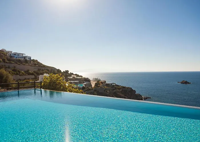 Excellent Mykonos Psarrou Lambda 5 Bedrooms Stunning Sea Views Psarrou فيلة *